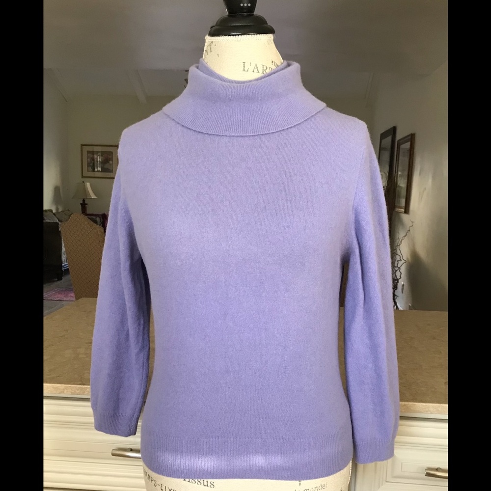 A SMARTWEAR FASHION Full Fashioned Vintage Lavender Cashmere Sweater Sz XS / S - Picture 1 of 5